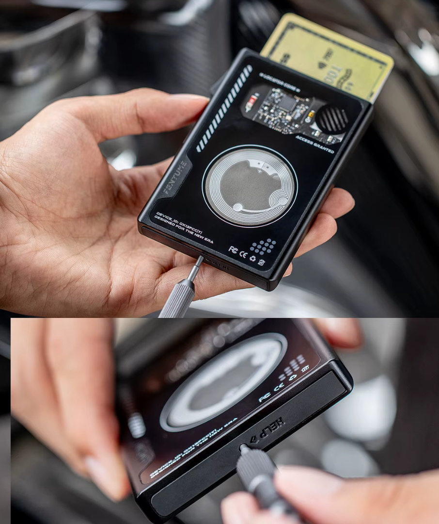 FENTUME™ Carbon fiber Traceable Wallet